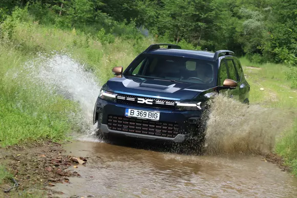 Scenariul care se impune: Dacia Bigster TCe 130 4X4 Extreme se cere neapărat a fi testată, nu judecată doar după specificații!