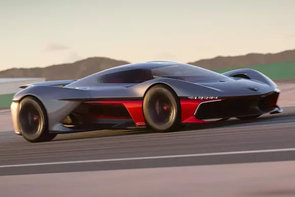 Ridicând semnificativ miza tehnică și stilistică, GM Advanced Design Studios a prezentat coupe-ul Corvette SoCal Concept