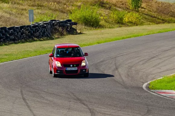 Continental ContiSportContact 5 – Mix perfect între performanță și încredere