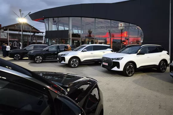 Eveniment inaugural de anvergură pentru modernul showroom Chery din estul Bucureștiului, parte a grupului Auto Italia.