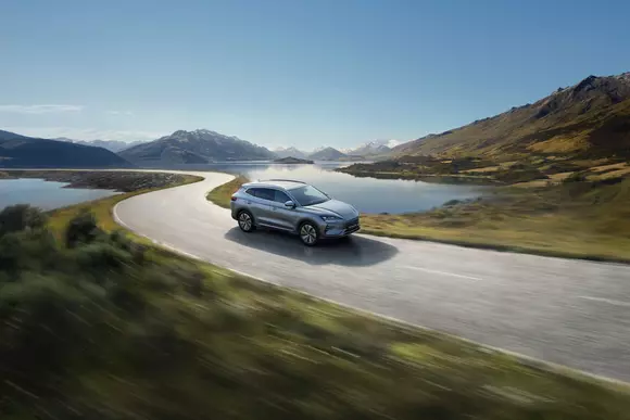 (P) De la lider global la performer local: BYD își consolidează poziția pe piața din România și încheie anul cu rezultate solide, după doar 6 luni de la lansare