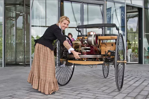 În prag de primăvară, Auto Bild va prezenta la știri câteva dintre femeile care au scris istorie auto. Astăzi: Bertha Benz