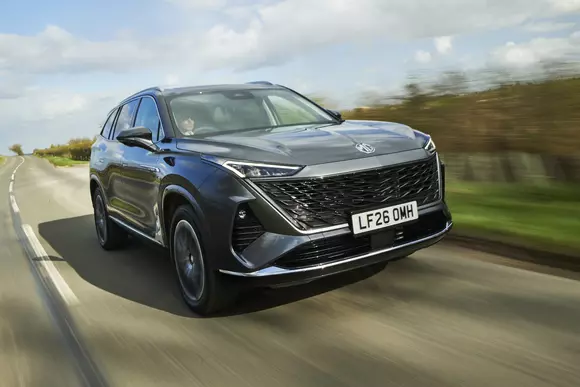 Completare la vârf, sub formă de SUV premium cu dimensiuni generoase: MGS9 PHEV poate fi acum comandat în România