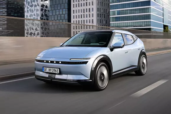 Strădanie conceptuală consistentă pentru Hyundai Ioniq 3, vizând viața metropilotană europeană