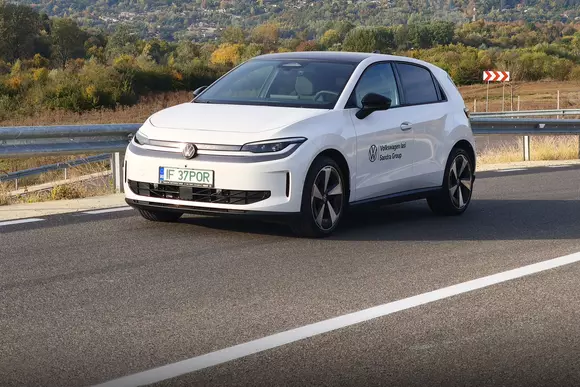 Înainte să cauți prin clasa compactă, verifică potrivirea cu un Volkswagen ID. Polo. S-ar putea să-ți schimbi ideile