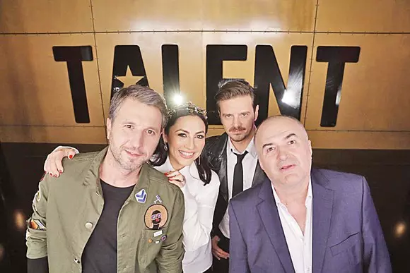 Horia Brenciu îl înlocuiește pe Florin Călinescu la Românii au talent