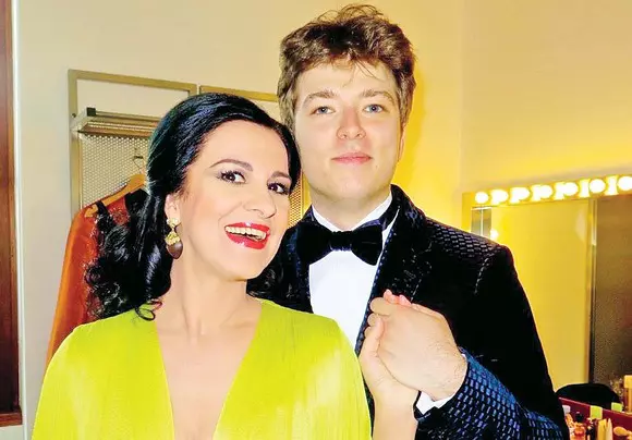 a44-actu-4-2col-cu-mihai-ci