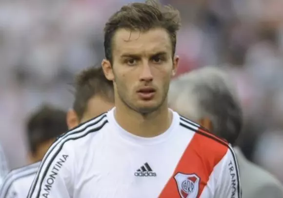 germn-pezzella-d7a89167-bdd7-4e65-9722-d58d1d806ea-resize-750