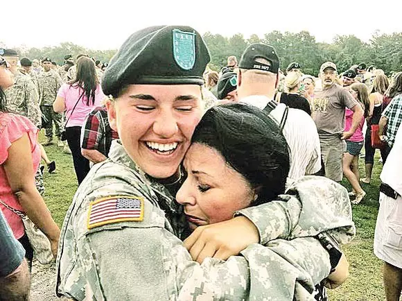 7-4-2col-elena_cars2193e22b