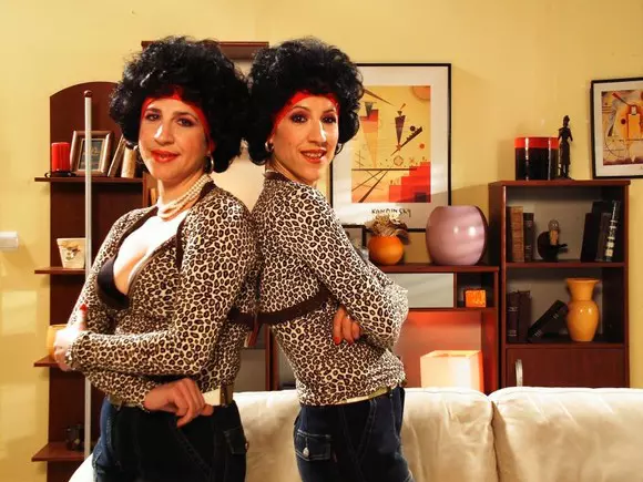 Sora geamănă a Marianei Dănescu a jucat şi ea în "La bloc"