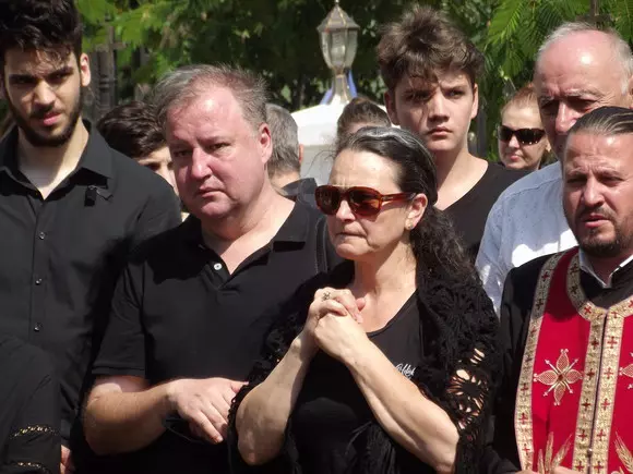 foto_1-3coloane_doar_ea