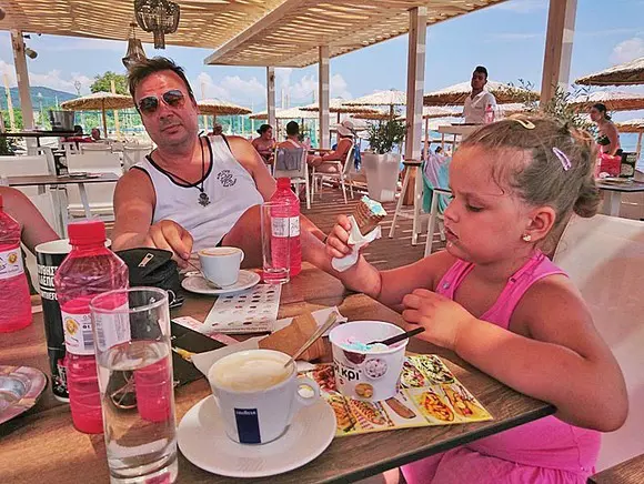 Dan Helciug şi fiica lui, Ruxandra