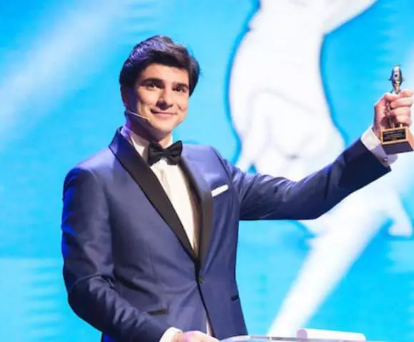 54257159_10216970892878041_2641745520896245760_n