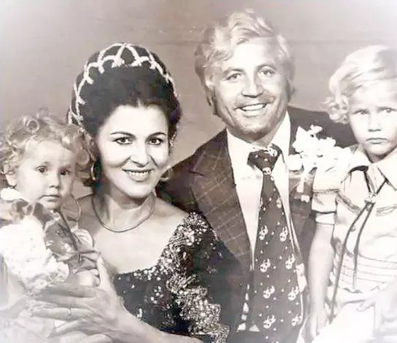 cine-este-Ion-Cernea-sotul-Irinei-Loghin-8