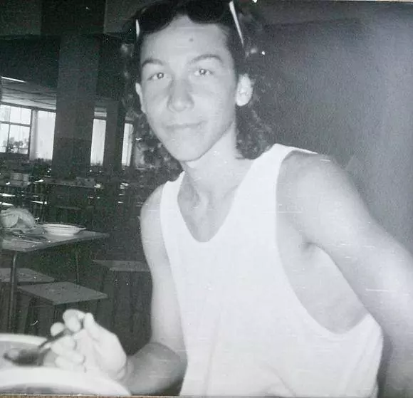 Victor Ponta adolescent