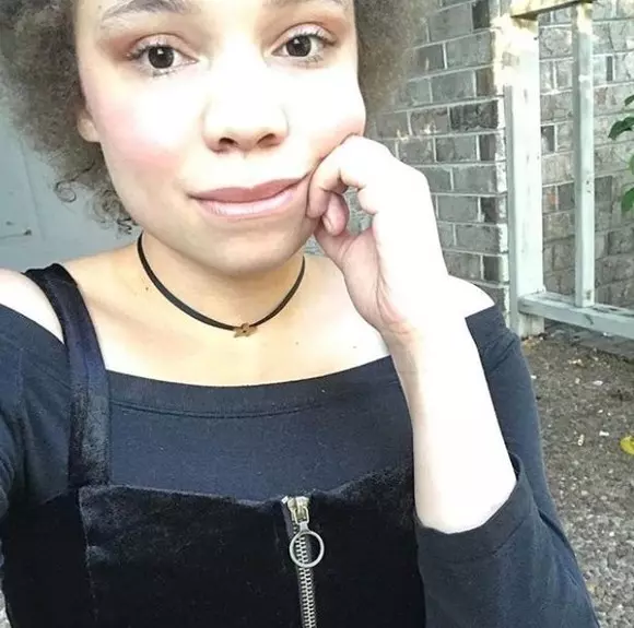 1_mikaela-spielberg-1