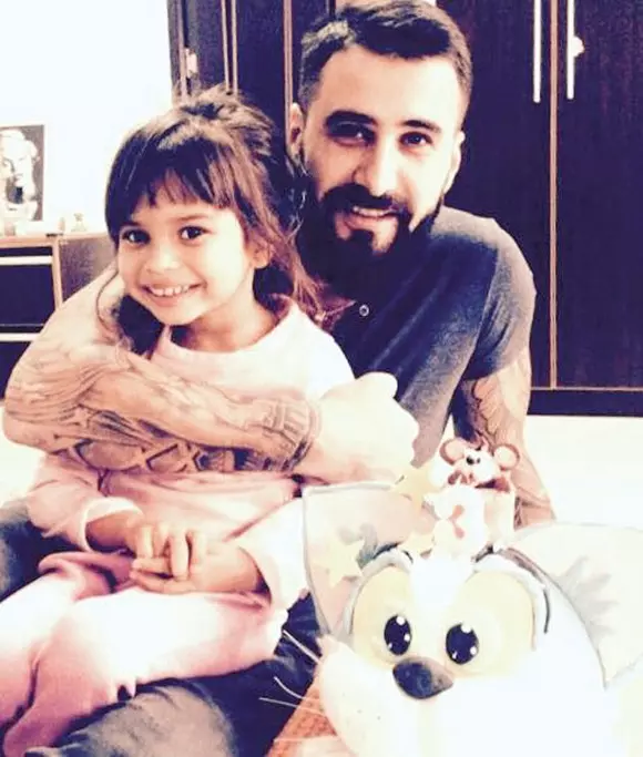 Mihai Ștefan, tatăl fetiței lui Laurette, Serena