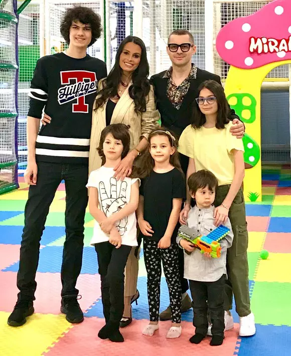 Anca Serea și familia ei