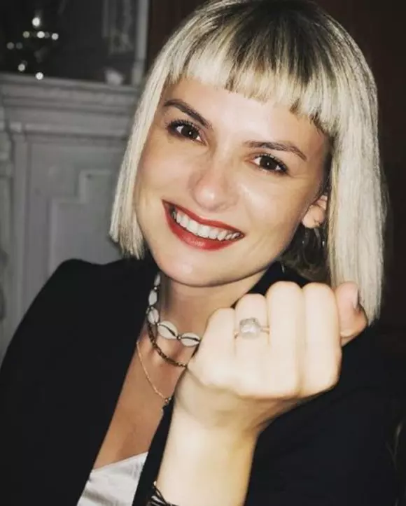 Ioana Blaj și-a arătat inelul de logodnă fanilor