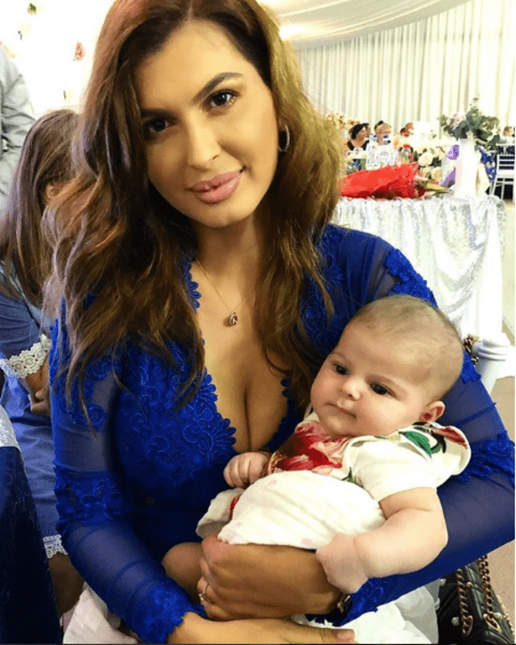 Sofia, fetiţa Mădălinei Pamfile