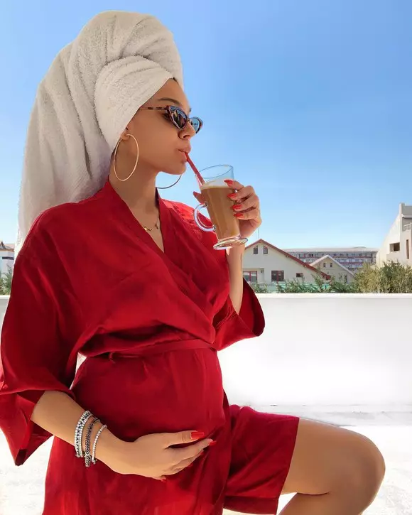 Karmen, fiica lui Adi Minune