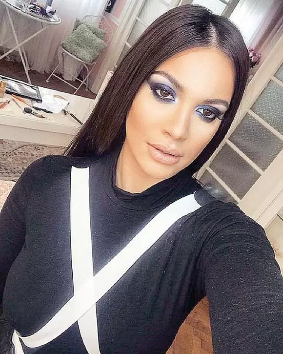 Betty, fiica lui Florin Salam