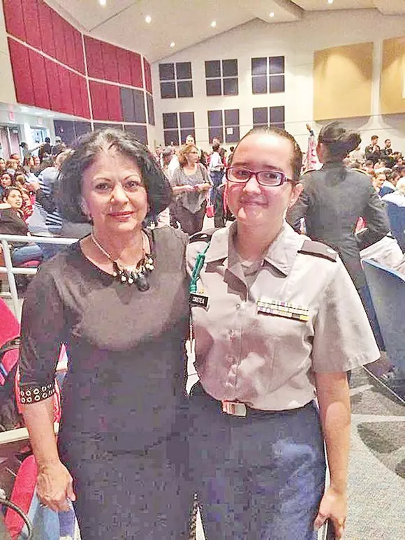 Fetele Elenei Cârstea s-au înrolat în armata americană