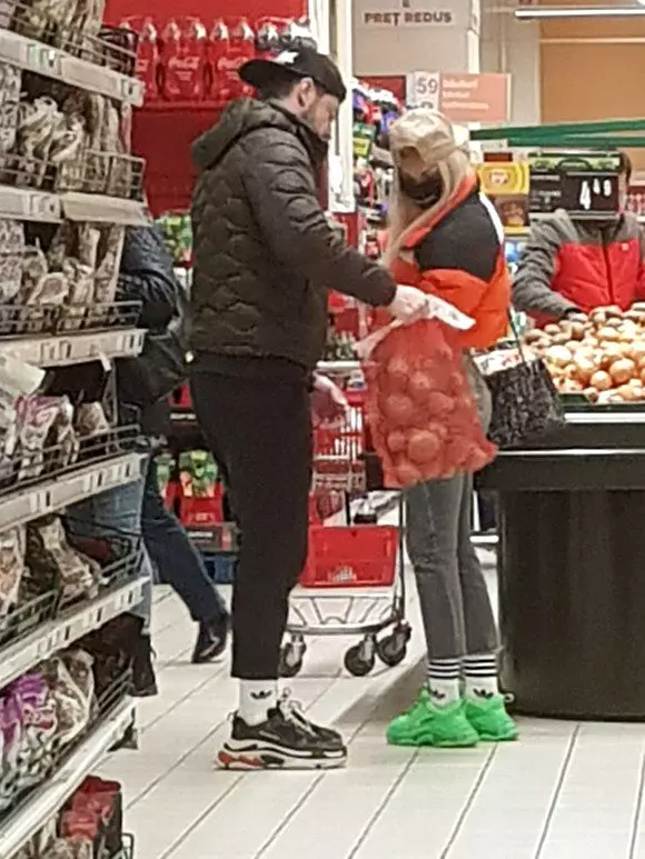 Victor-Slav-_i-noua-iubită