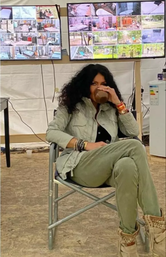 mihaela-radulescu_16