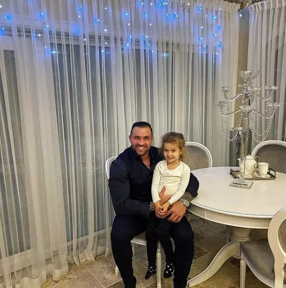 2021-03-03-11_36_42-Bodi-Alex-@officialbodialex-•-Instagram-photos-and-videos