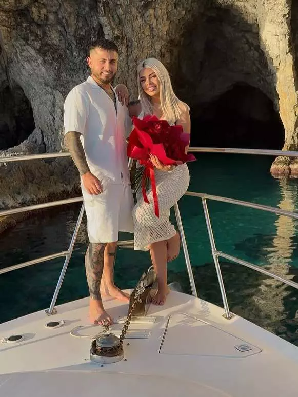 larisa fosta sotie bogdan de la ploiesti3