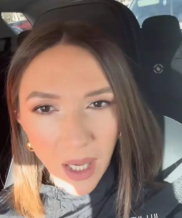adela