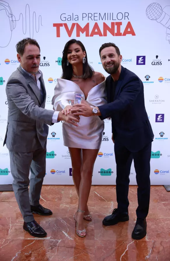 echipa Neatza la Premiile TVmania 2024