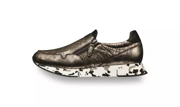 Pantofi-sport, 345 lei, Tamaris