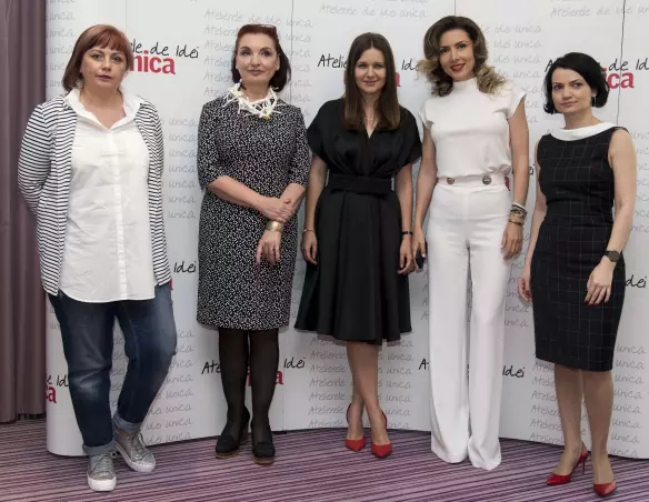 Miruna Stanculescu, Zorela Sgarbura, Raluca Hagiu, Carmen Bruma, Larisa Petrini