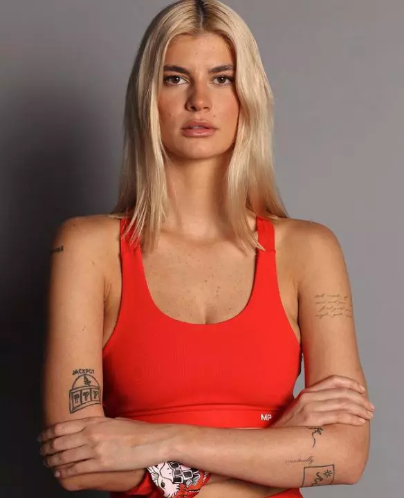 laura-giurcanu-survivor-1