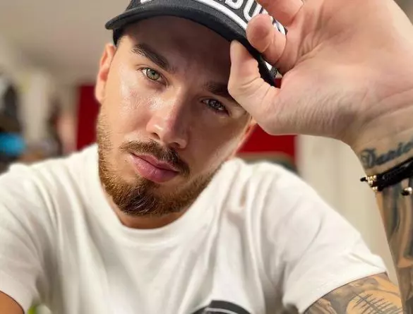 sebastian-chitosca-survivor-1