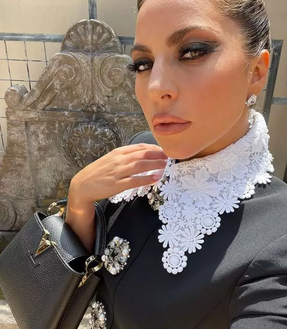 lady-gaga-nominalizata-globurile-de-aur-2022-5