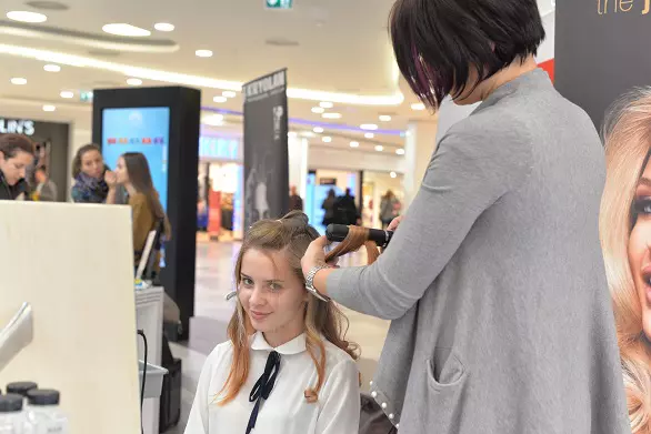 Ilinca Băcilă hairstyle