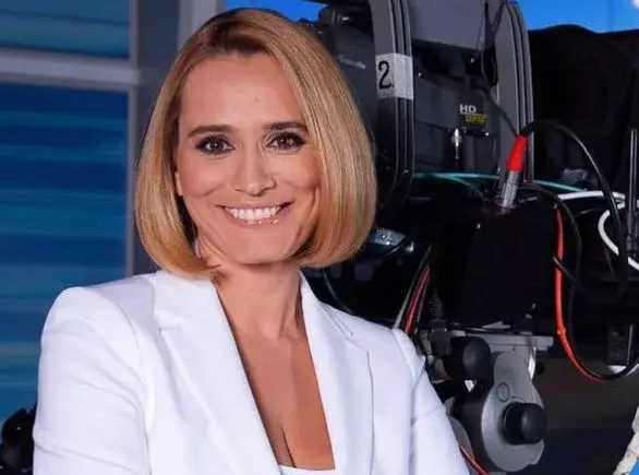 ANDRREA ESCA