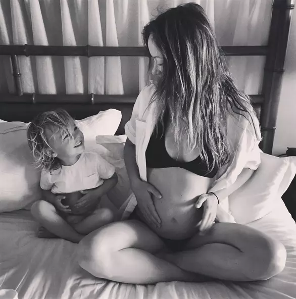 Olivia Wilde si Otis