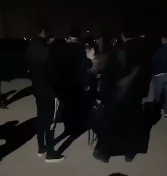 calistrat-loveste-femeie-2