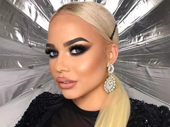 Berna-de-la-Puterea-dragostei-si-a-marit-bustul