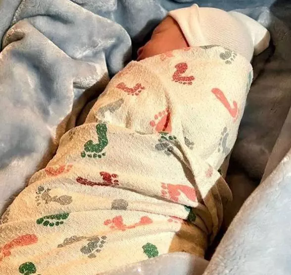 dragos-savulescu-a-devenit-tata-1