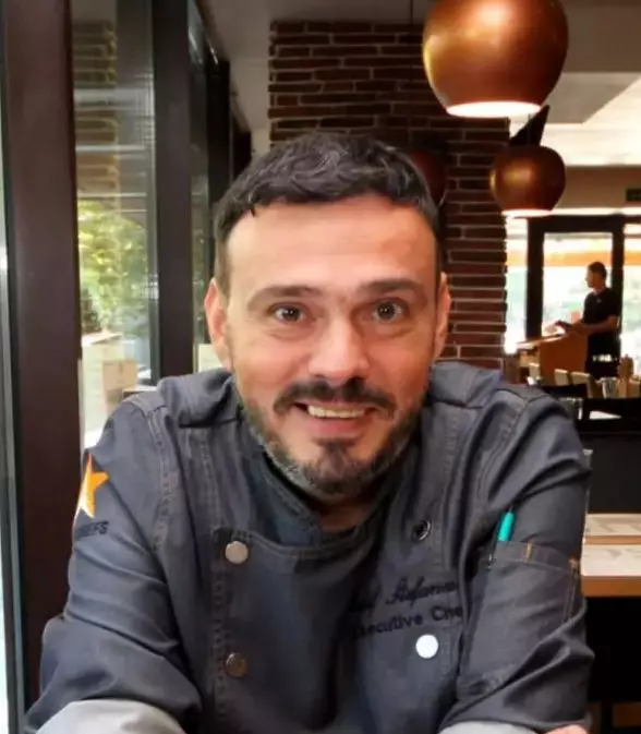 co-prezentatori-chefi-fara-limite-10