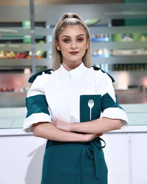 Cine este Elena Matei de la Chefi la cuțite