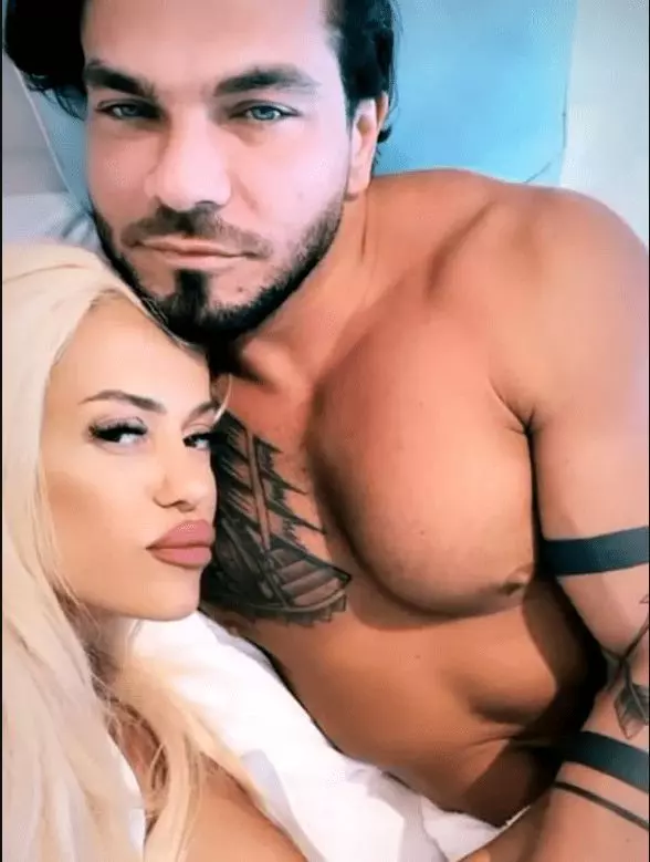 cine-e-noul-iubit-al-Andei-Adam-5