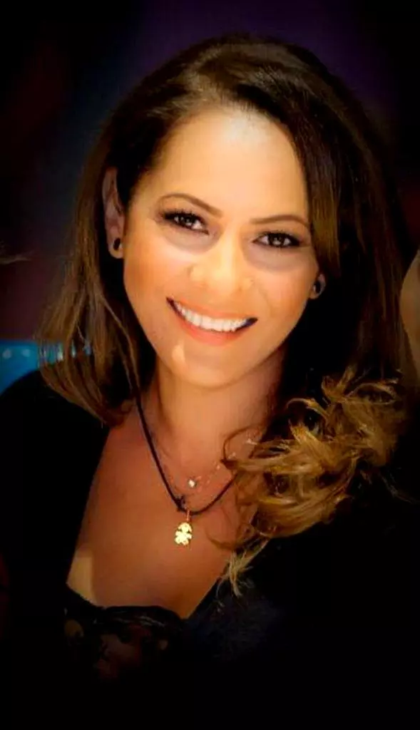 3Carmen-Trandafir-589x1024-1