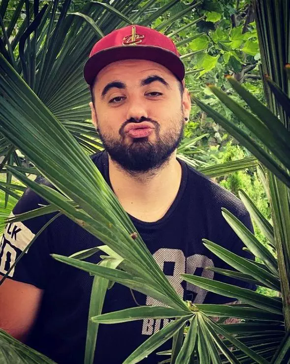 Cine este Emi de la Asia Express