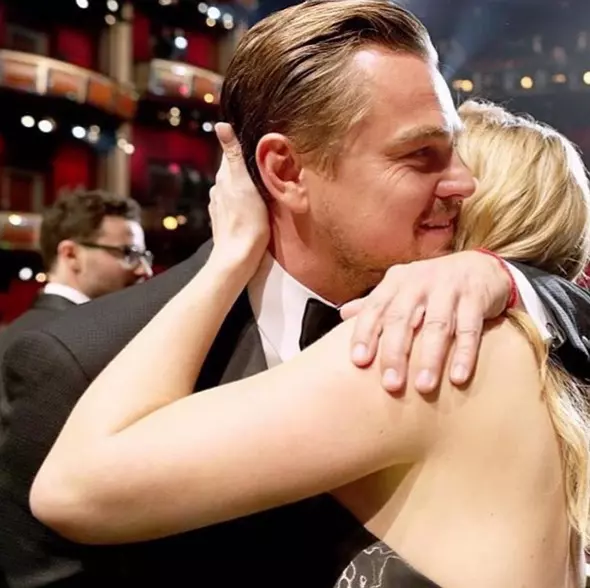 Kate Winslet si Leonardo DiCaprio